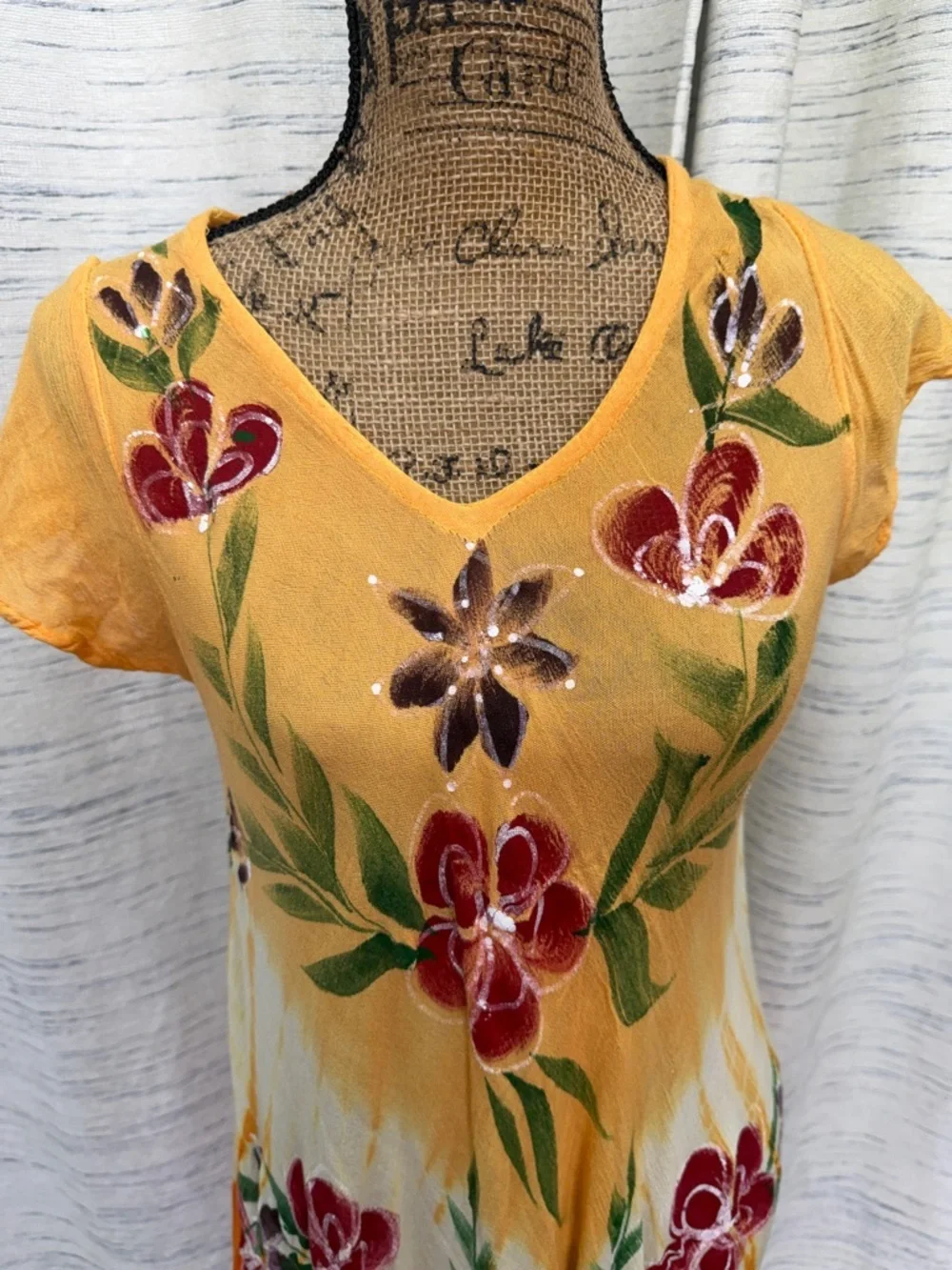 Vintage Pineapple Yellow & Orange Floral V-Neck Tunic Dress